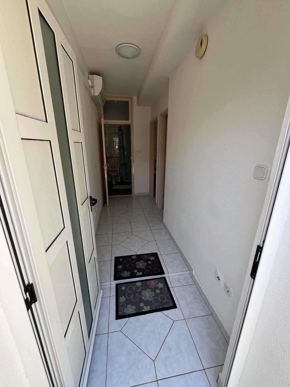 Apartmani Andrej Vodice Bagian luar foto