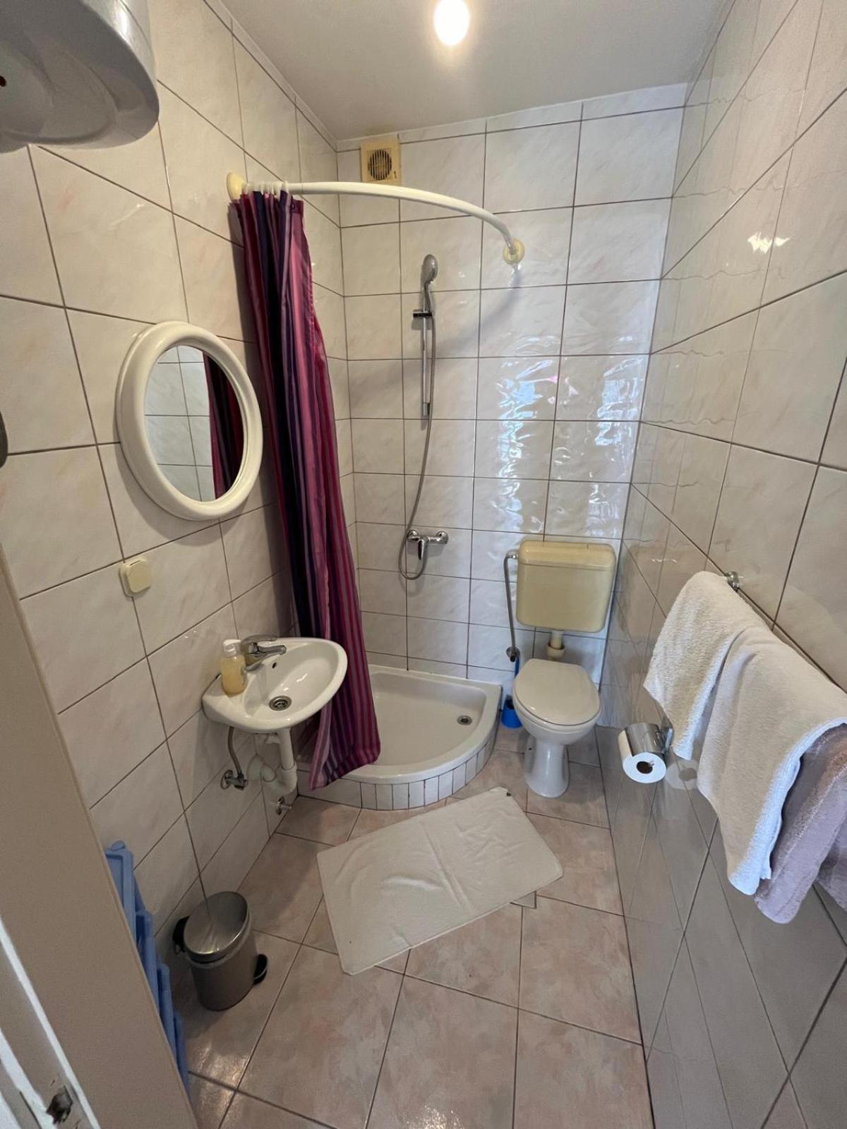 Apartmani Andrej Vodice Bagian luar foto