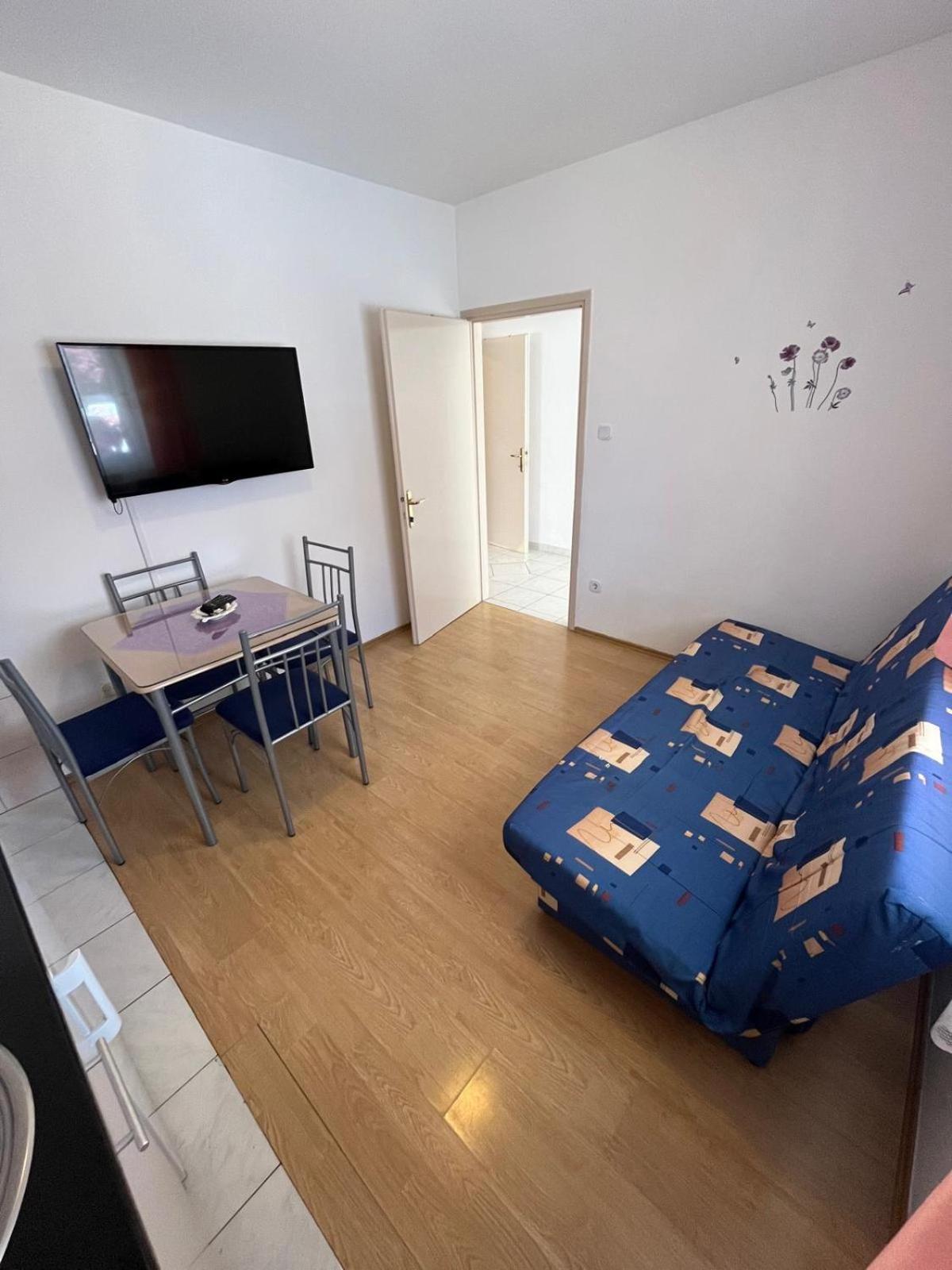 Apartmani Andrej Vodice Bagian luar foto